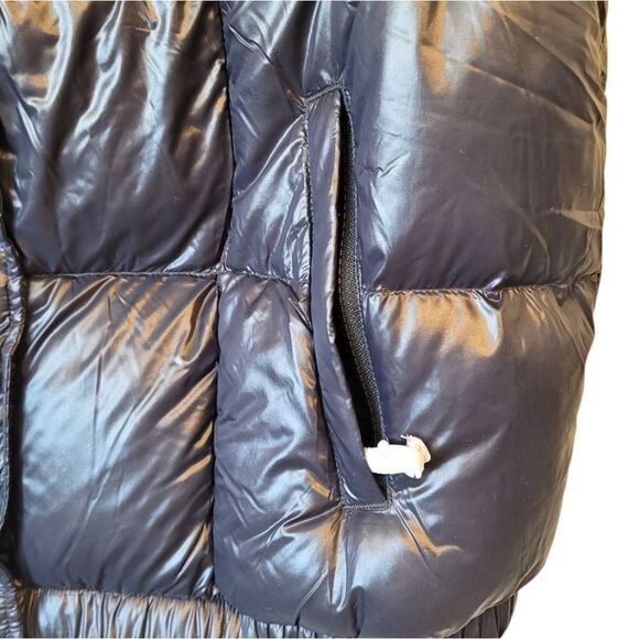 LOLE Women's Navy Blue Rose Synthetic Down Vest Size XL NWT - Picture 8 of 8